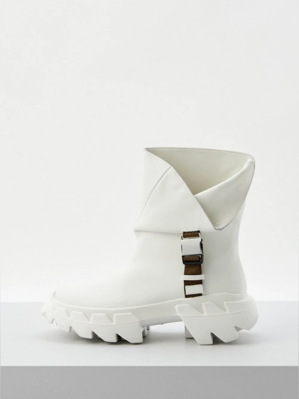 4CCCCEES White Leather Chunky Platform Ankle Boots Fold Over Buckle Women’s